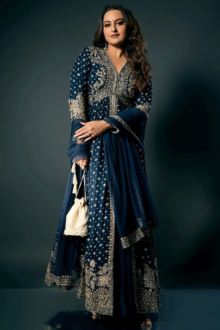 sonakshi shinha blue gown