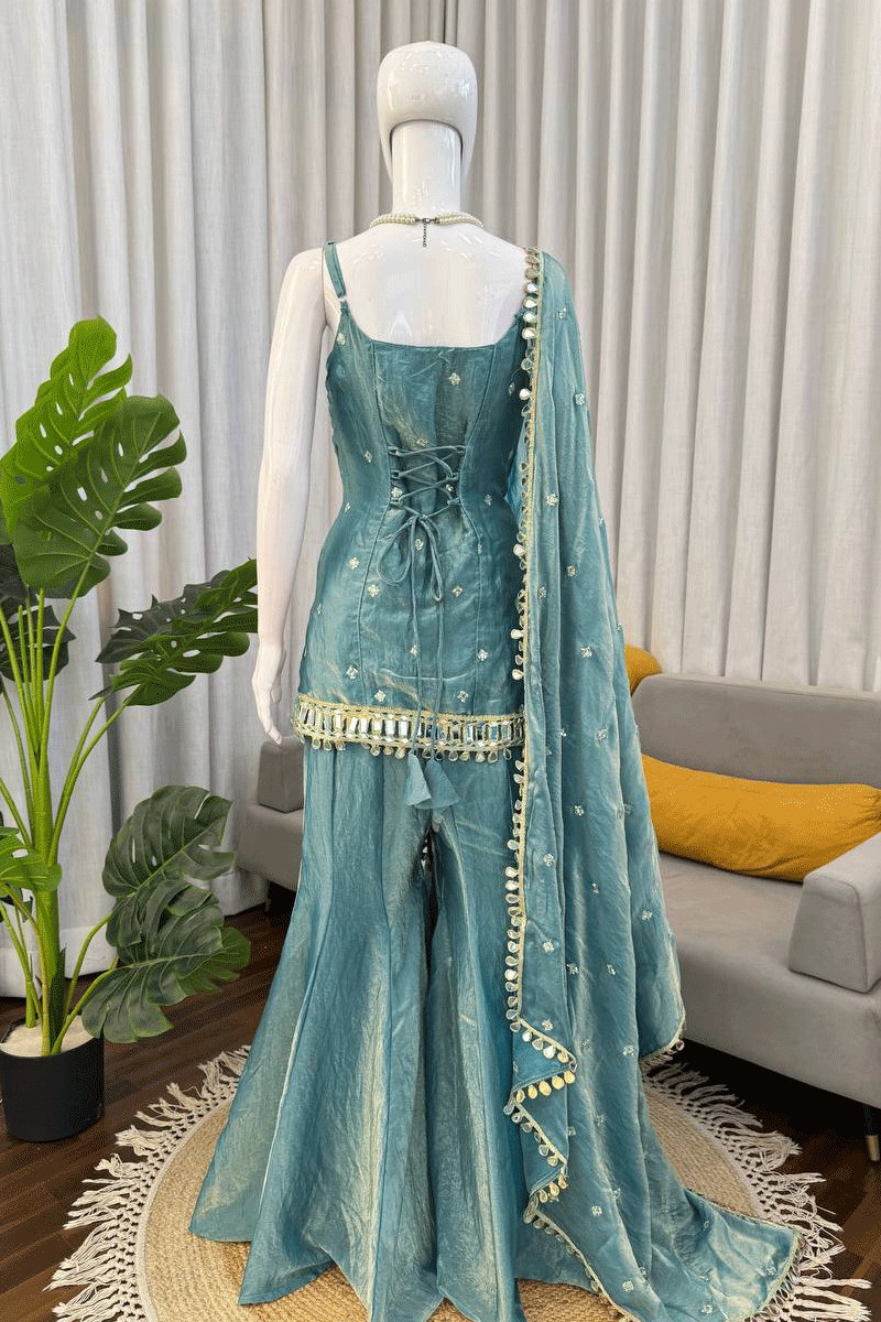 stylish sharara suit for sister wedding