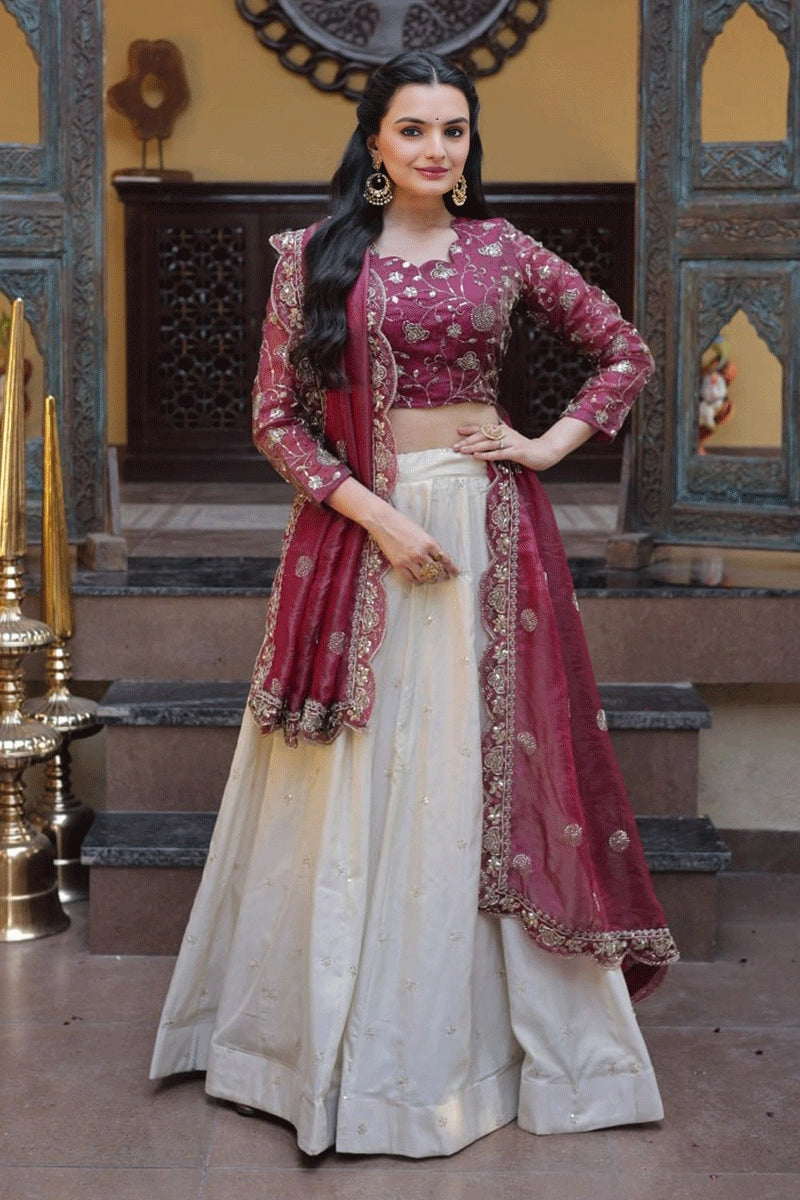 Sister's Wedding - Anaya Designer Studio Sister's Wedding - Anaya Designer Studio