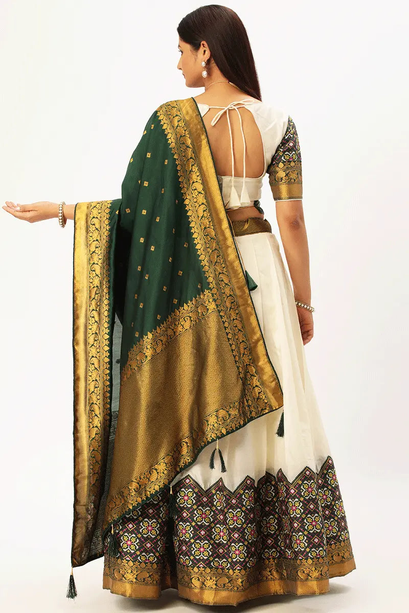 wedding lehenga half saree with green dupatta