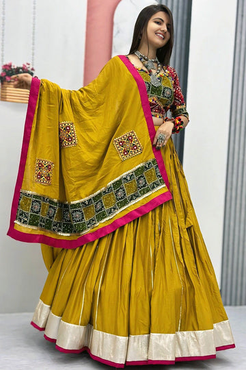 Yellow Lehenga Choli With Bandhani Blouse Design For Garba