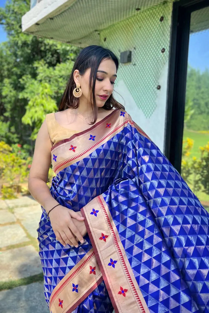 blue color paithani saree design