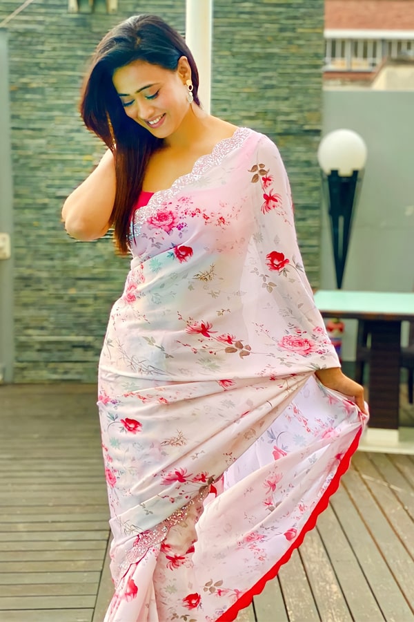 Shweta tiwari pink saree buy online 2021.