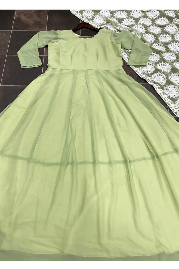 Nora fatehi dress online shopping gown 2021