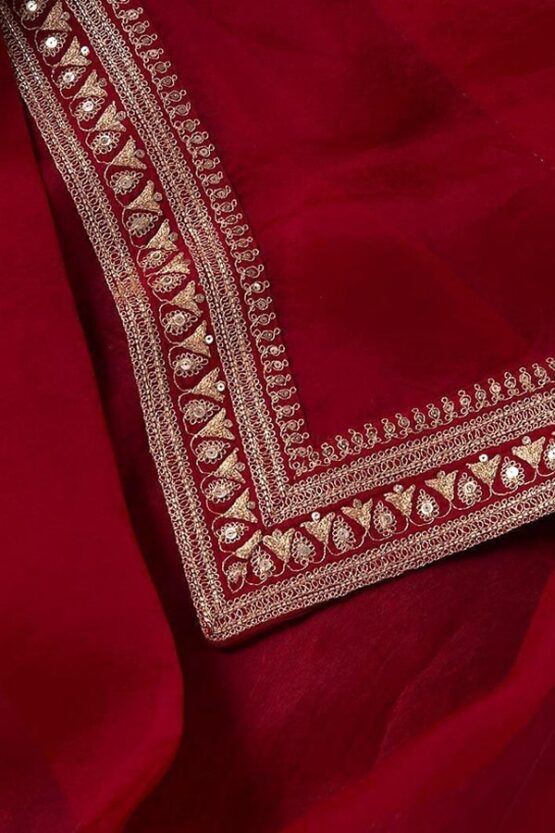 red wedding saree with golden border