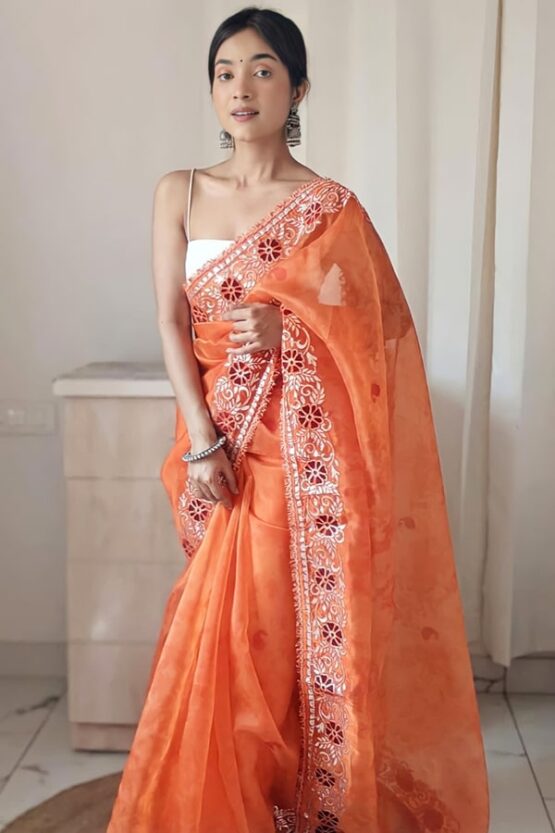 Designer sarees for wedding party online