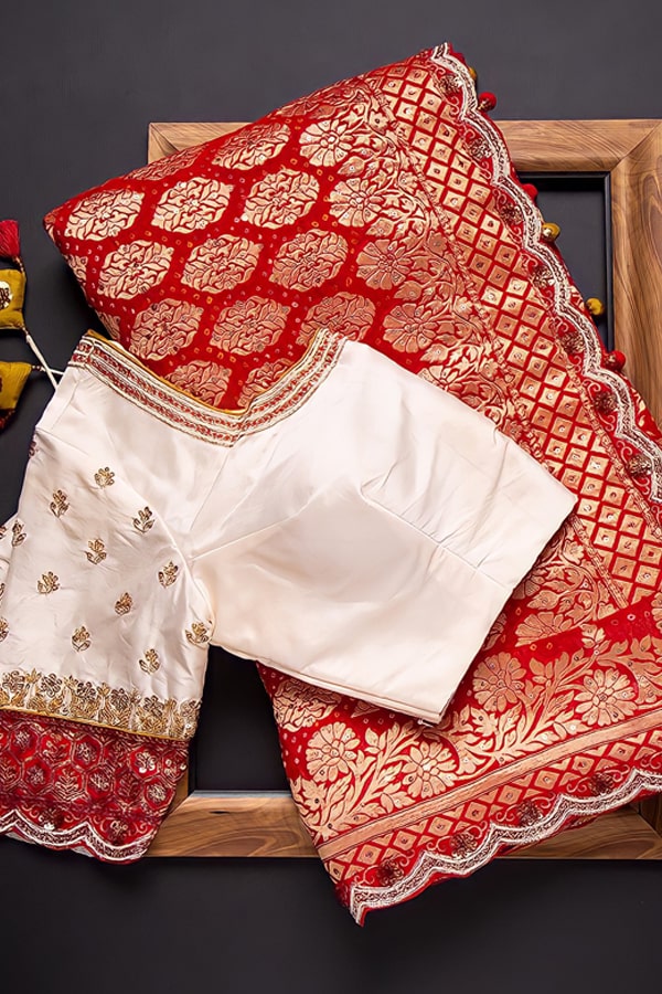 Red and white saree for durga puja 2021