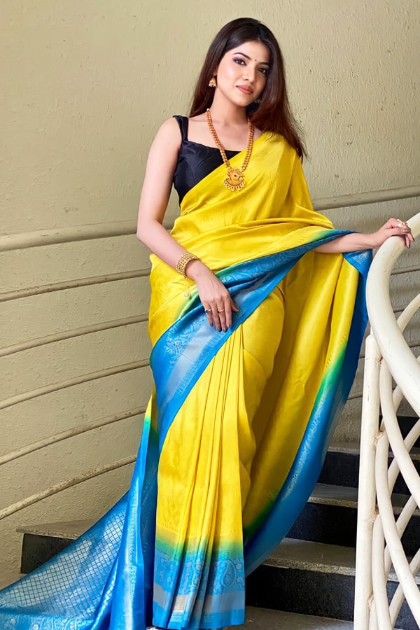 Latest saree trends 2021 images