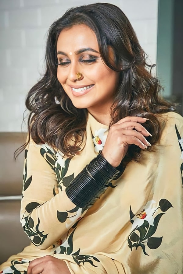 actress rani mukherjee saree photos