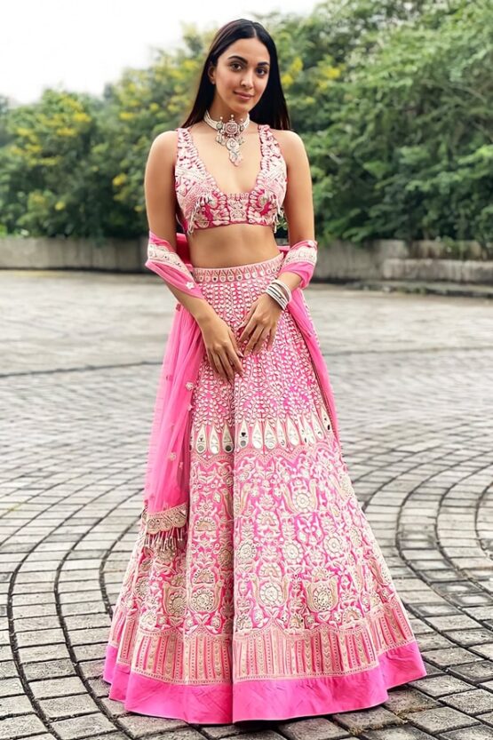 Kiara advani New pink Crop-Top lehenga for Bride Sister