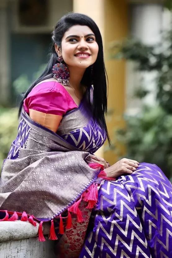 Purple Pure Silk Saree For Wedding And Reception