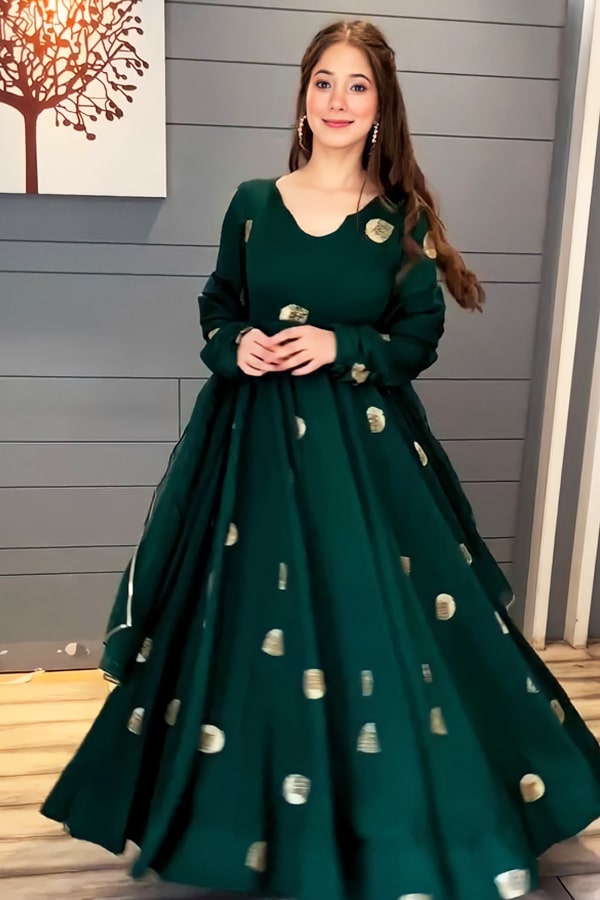 Green Stylish Ladies Fancy Gowns at Best Price in Mumbai | Archvin House