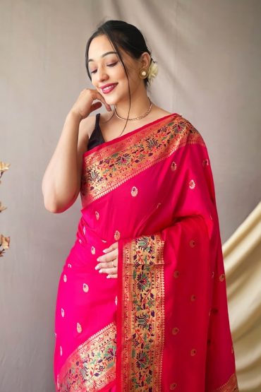 Marathi Look In Pink Paithani Silk Saree