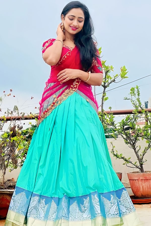 Pin by Avanthi Reddy on Saree trends | Saree trends, Saree models, Silk  sarees