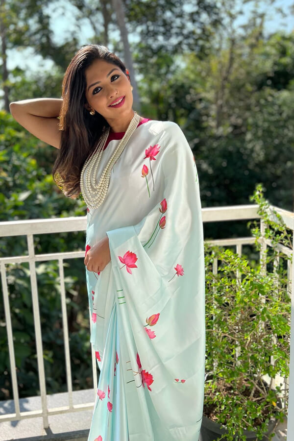 Casual Wear Asper Image Plain And Simple Saree With Silk Bandhani Designer  Blouse