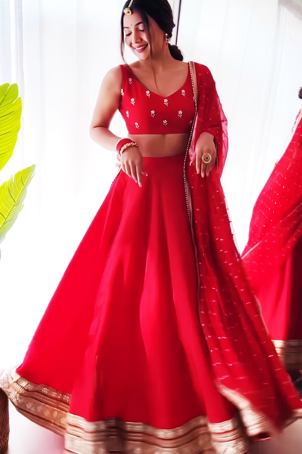 Red Colour Net Dori & Multi Work Lehenga Choli - Zakartolehenga choli,  lehenga cholis, latest lehe… | Bridal lehenga red, Party wear lehenga, Designer  lehenga choli