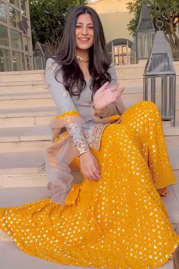 Yankita Kapoor haldi function dress