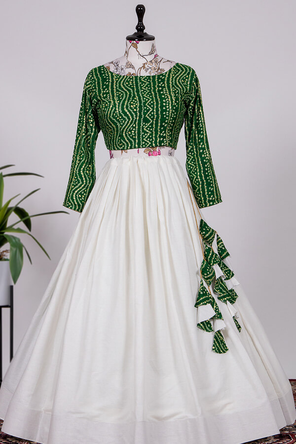 10 Latest Bridal Lehenga Choli Designs to Style in 2022 - Blog -  YourDesignerWear.com