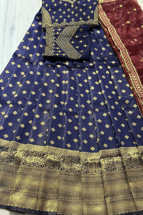 Traditional Wedding Half Saree Design For Girls