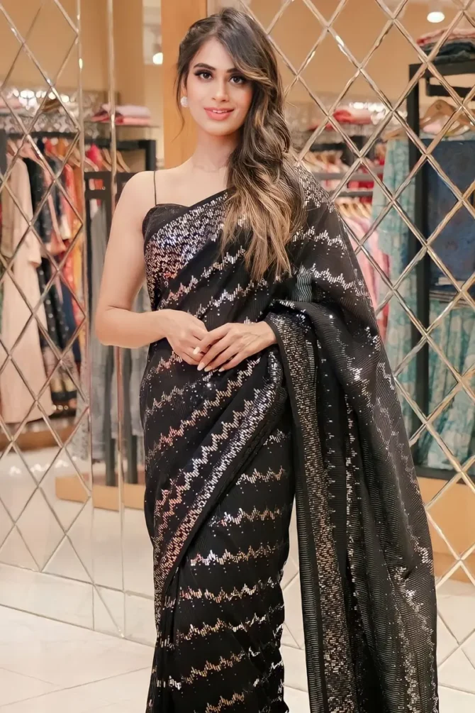 black saree look for farewell