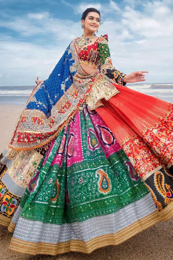 Gujarati Chaniya Choli For Garba Dance