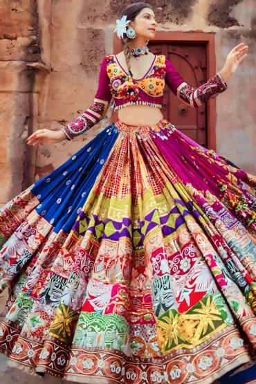 Buy Women Dandiya Dress Navratri Chaniya Choli-Rajasthani Lehenga-Kutch  Embroidered Garba Dandiya Garba style/Gujarati style Free Size (Yellow and  Green) Online at desertcartIsrael